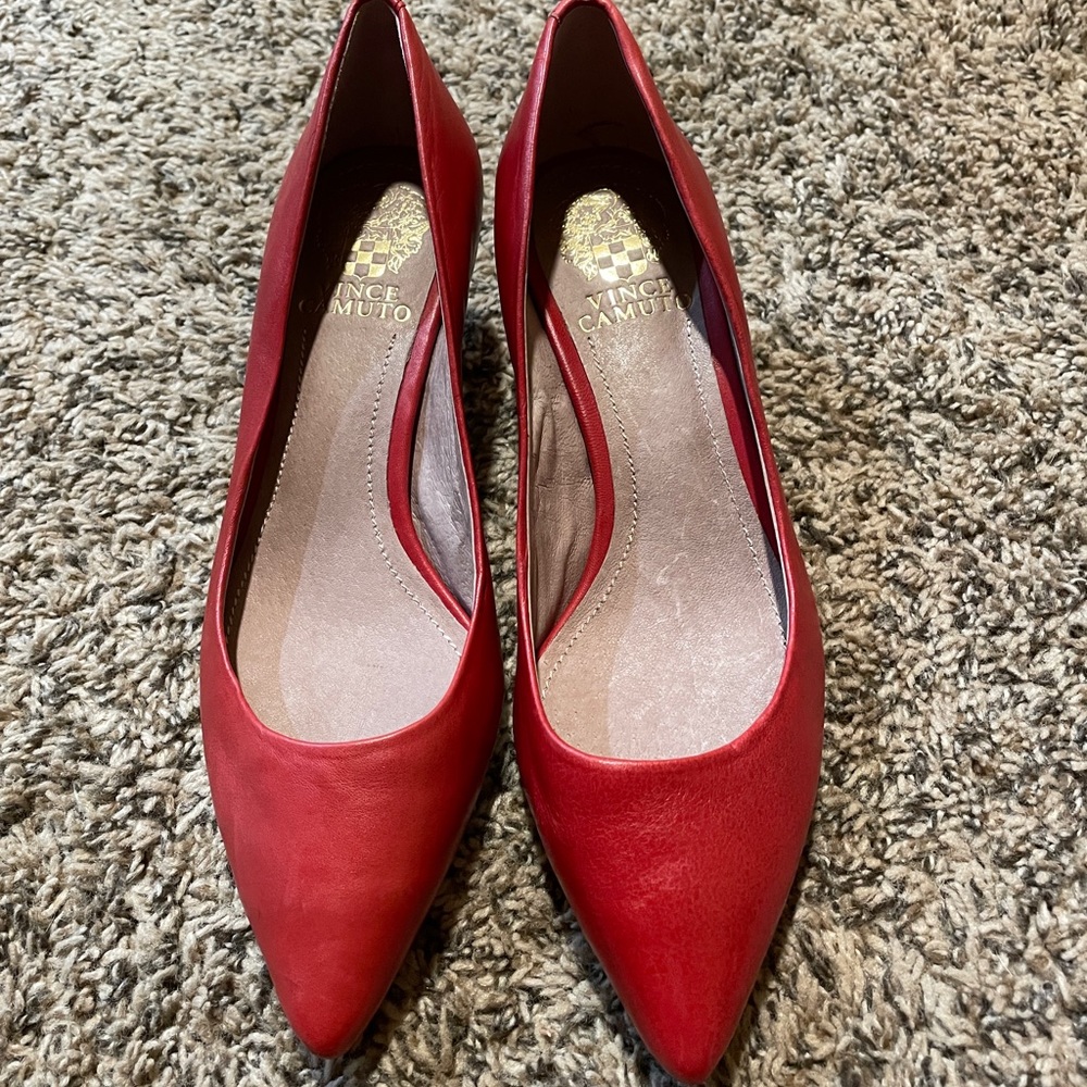 Red kitten Heel Vince Camuto